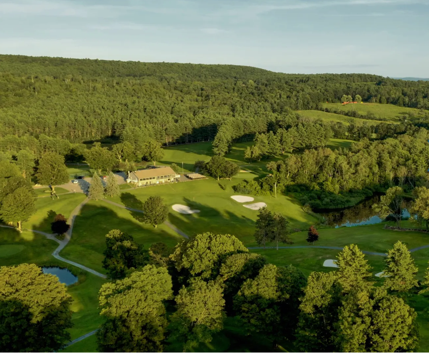 (#37) Crown Point CC (4) Greens Fees - MidWeek