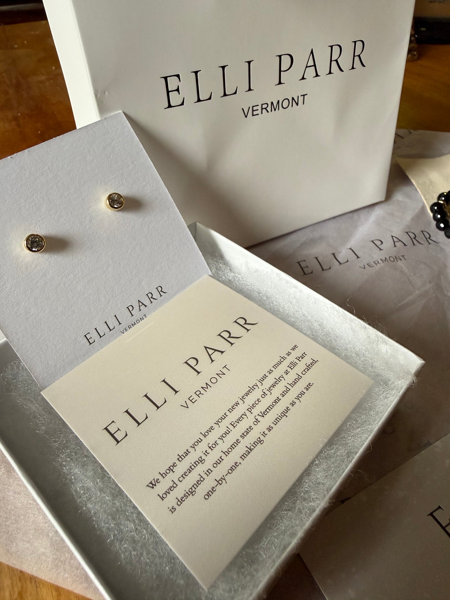 (Item #20) Elli Par - Earrings & Gemstone Bracelet