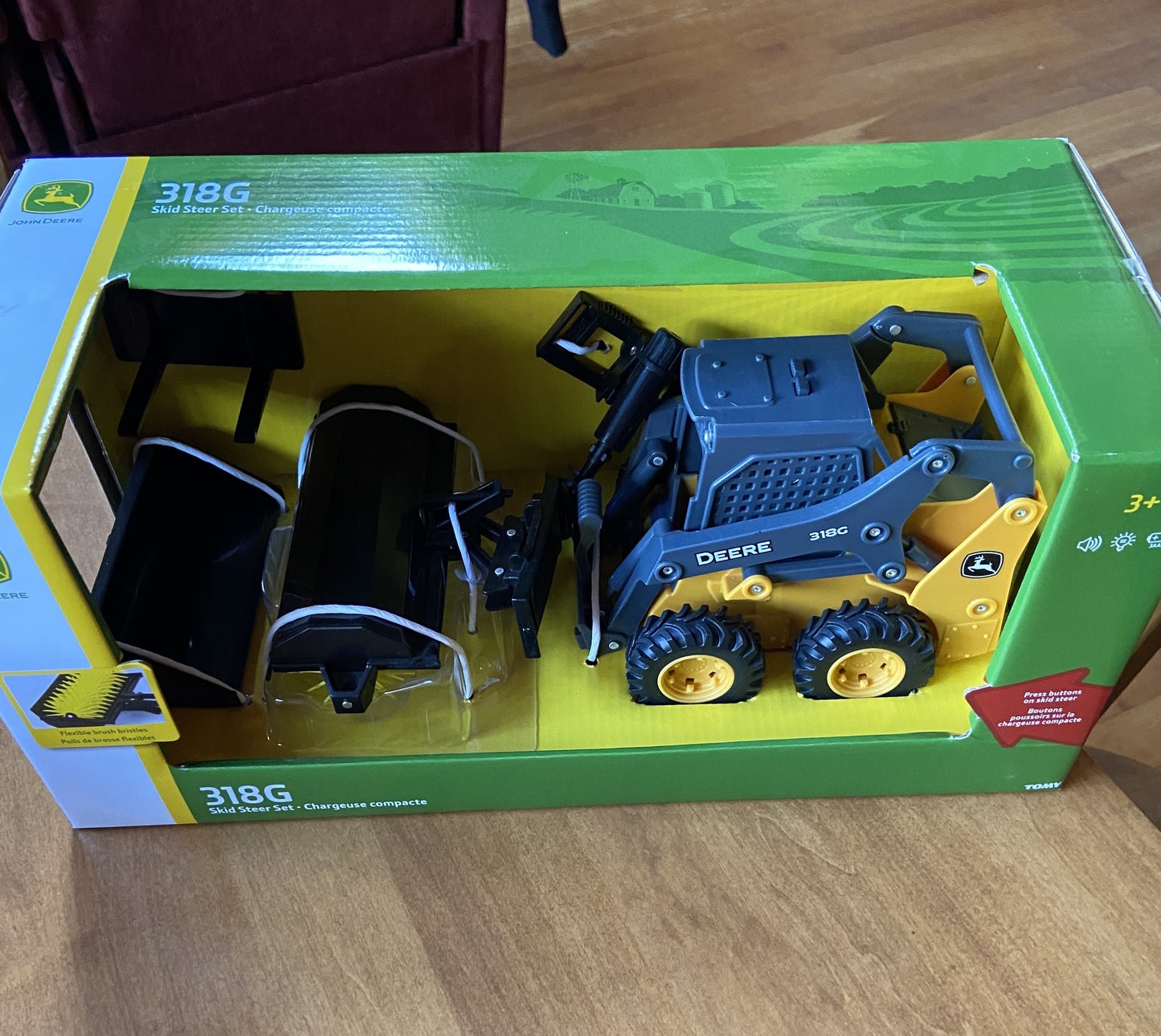 (#20) United AG/John Deere - Gift Basket