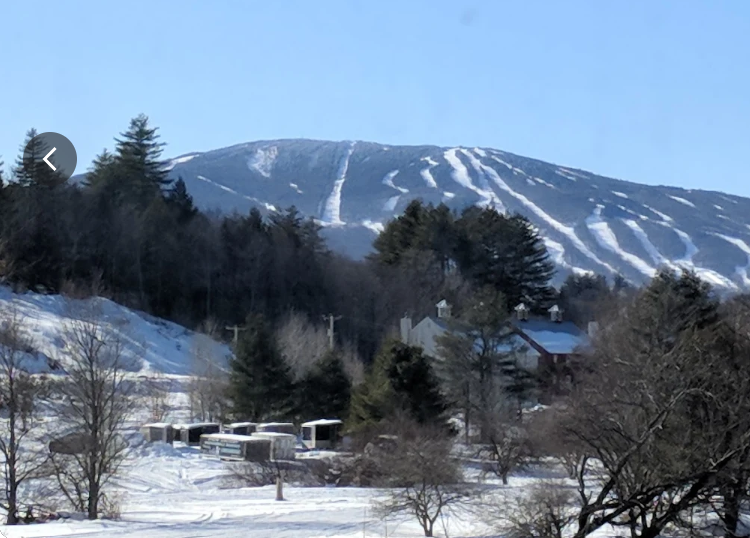 (Item #18) The Pointe at Castle Hill - Overnight Stay (1of2 Available)