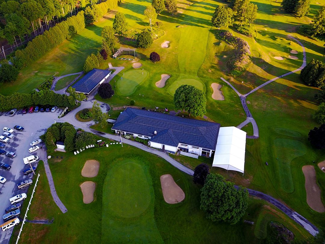 Item #21: Rutland Country Club - Greens Fees With Carts (4)