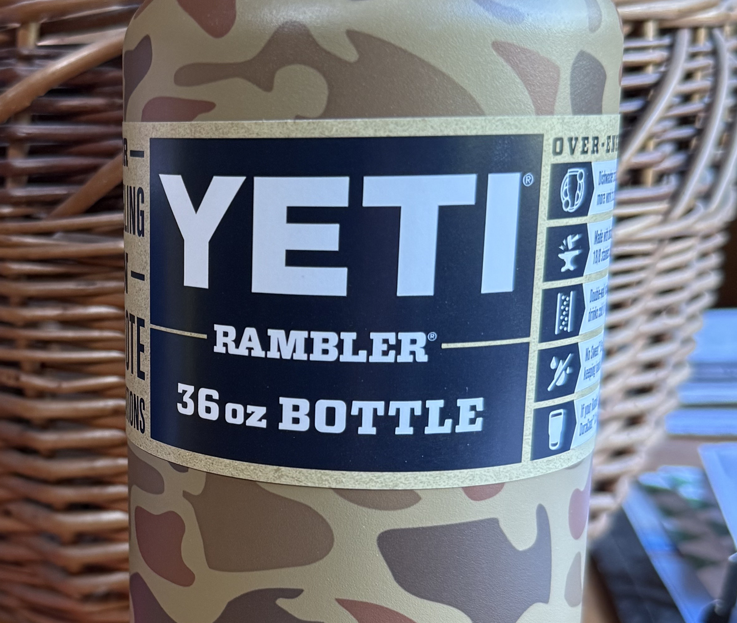 (#12) YETI Camo Rambler - 36oz